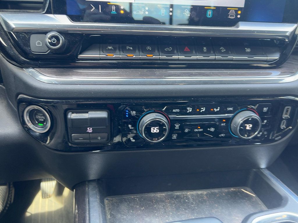 Used 2023 Chevrolet Silverado 1500 LTZ AWD/4WD image 10
