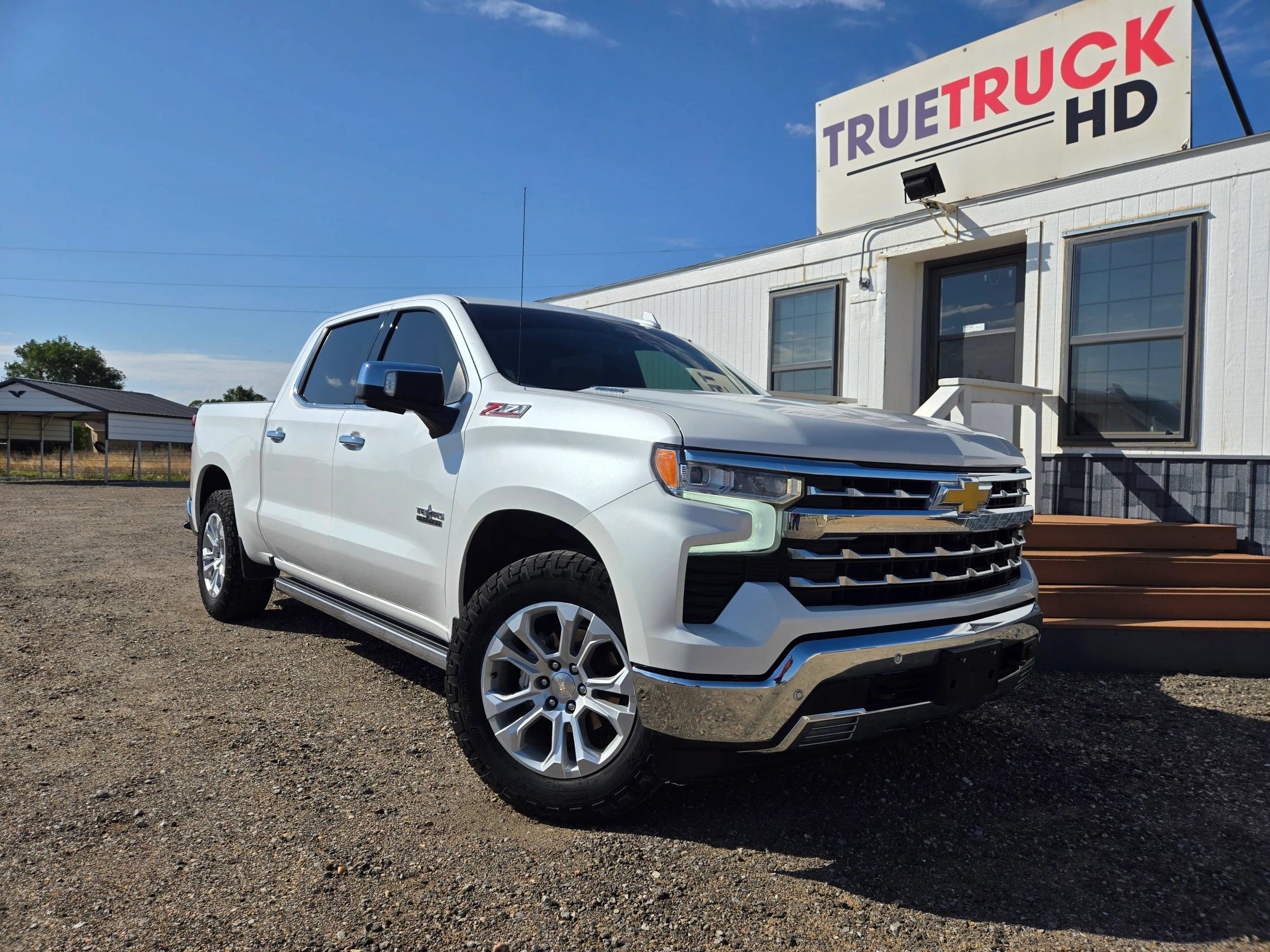 Used 2023 Chevrolet Silverado 1500 LTZ w/ LTZ Premium Texas Edition AWD/4WD image 4