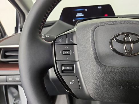 Used 2026 Toyota Prius Plug-In Hybrid image 23