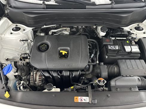 Certified 2021 Kia Seltos EX image 11