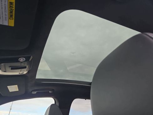 Certified 2025 Kia Sorento SX Prestige image 18