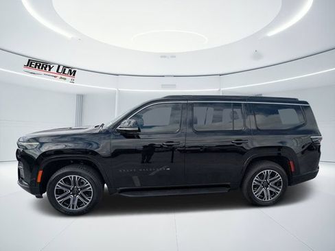 New 2026 Jeep Grand Wagoneer 2WD w/ 8-Passenger Seating Package image 6