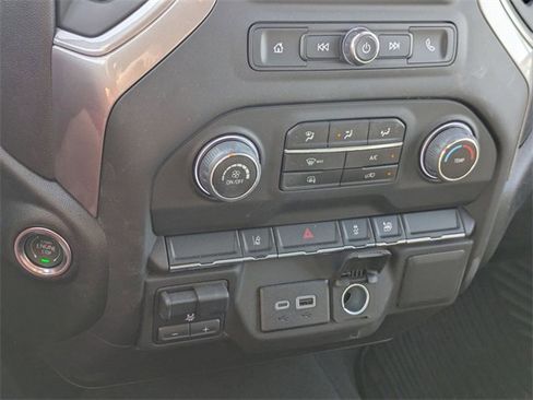 New 2025 Chevrolet Silverado 2500 Custom image 17