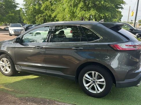 Used 2019 Ford Edge SEL w/ Equipment Group 201A FWD image 4