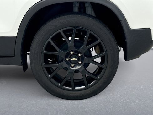 Used 2021 Chevrolet Trax LT w/ Sport Edition FWD image 11