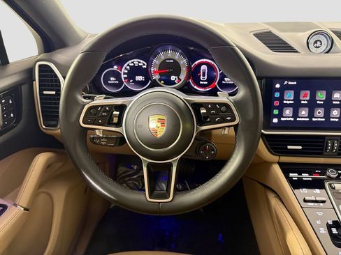 Used 2023 Porsche Cayenne Platinum Edition AWD/4WD image 24