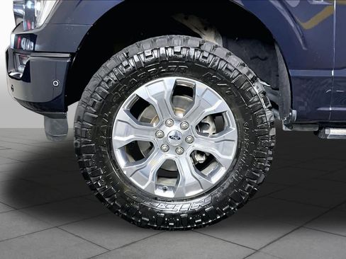 Used 2021 Ford F150 Platinum w/ Equipment Group 701A High AWD/4WD image 11