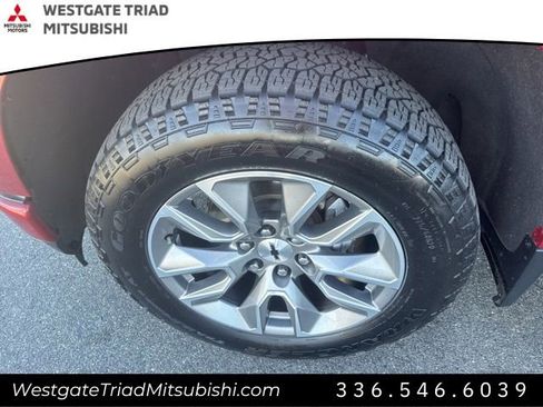 Used 2020 Chevrolet Silverado 1500 RST image 4