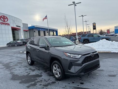 Used 2023 Toyota RAV4 XLE image 2