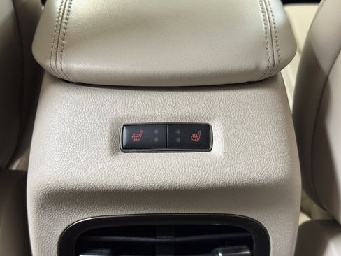 Used 2018 Lincoln MKC Select w/ Select Plus Package image 19