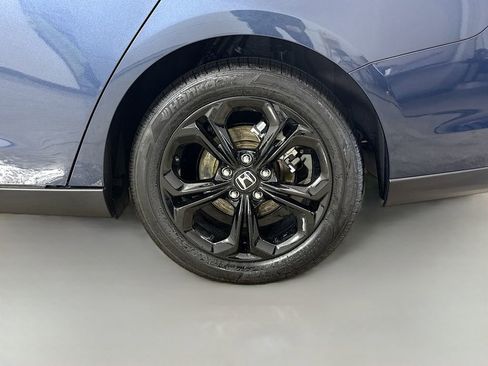 Used 2025 Honda Accord SE image 31