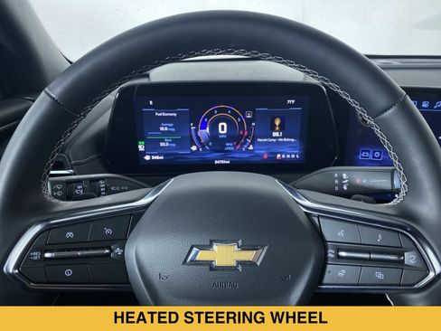 Certified 2026 Chevrolet Traverse LT FWD image 3