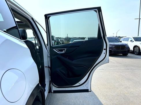 Used 2021 Subaru Forester Touring AWD/4WD image 18
