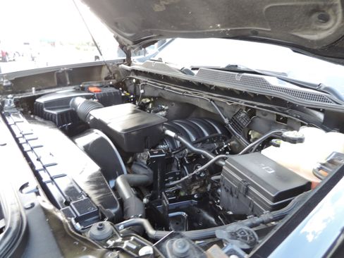 Used 2021 Chevrolet Silverado 2500 Custom w/ Custom Value Package image 27