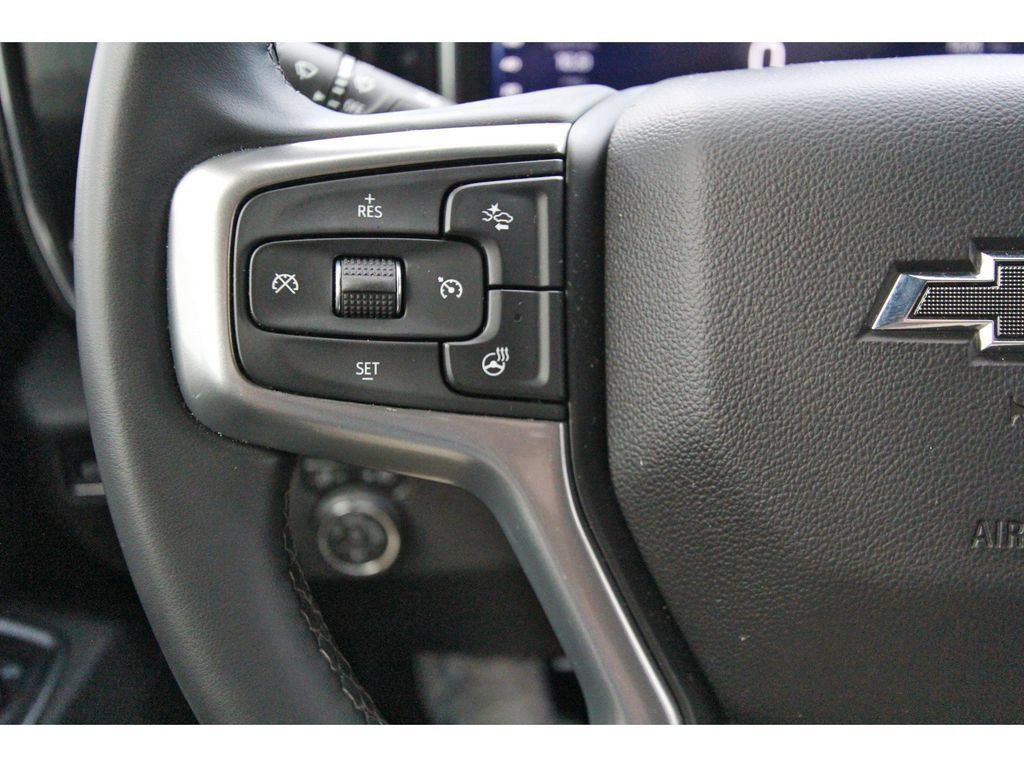 Used 2026 Chevrolet Silverado 1500 RST w/ RST Select Package AWD/4WD image 12