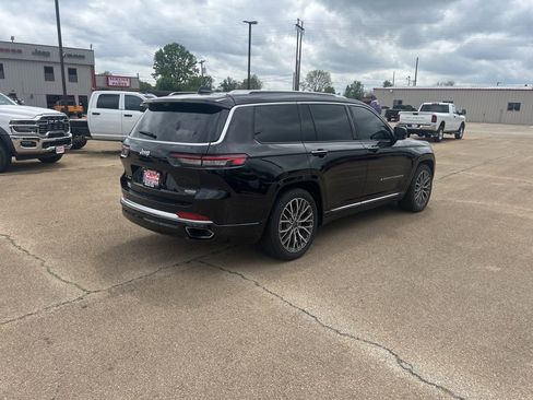 Used 2021 Jeep Grand Cherokee L Summit image 5