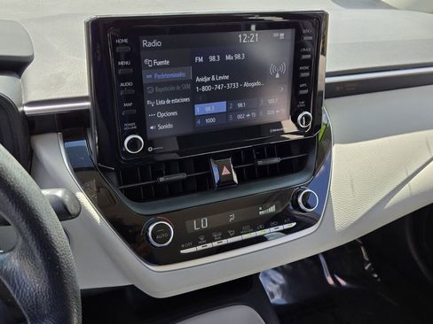 Used 2022 Toyota Corolla LE w/ LE Convenience Package image 20