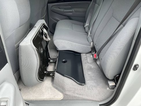 Used 2011 Toyota Tacoma PreRunner w/ TRD Sport Pkg RWD image 29
