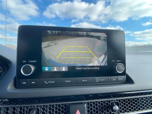 Certified 2024 Honda Civic Sport image 17