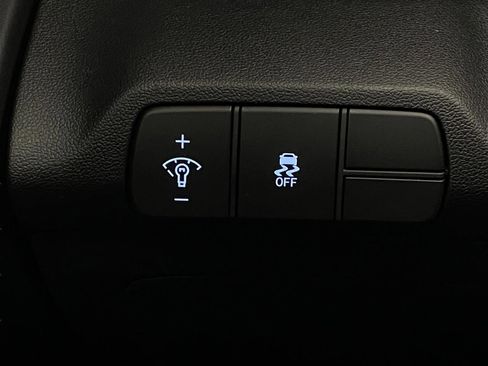 New 2026 Hyundai Elantra Limited FWD image 13