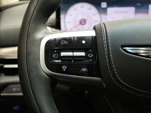 Used 2025 Genesis GV80 3.5T Prestige AWD/4WD image 22