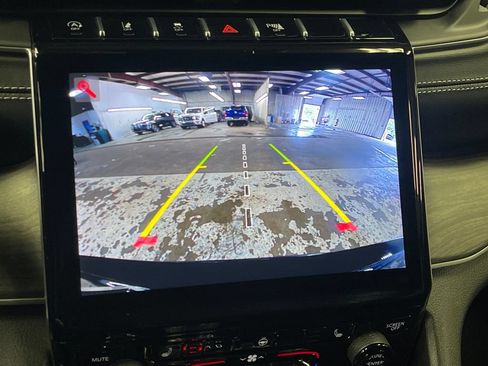 Used 2025 Jeep Grand Cherokee L Limited w/ Trailer Tow Package AWD/4WD image 26