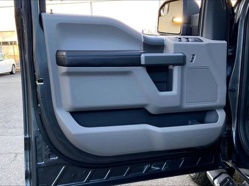 Used 2019 Ford F150 XLT w/ Equipment Group 302A Luxury image 22