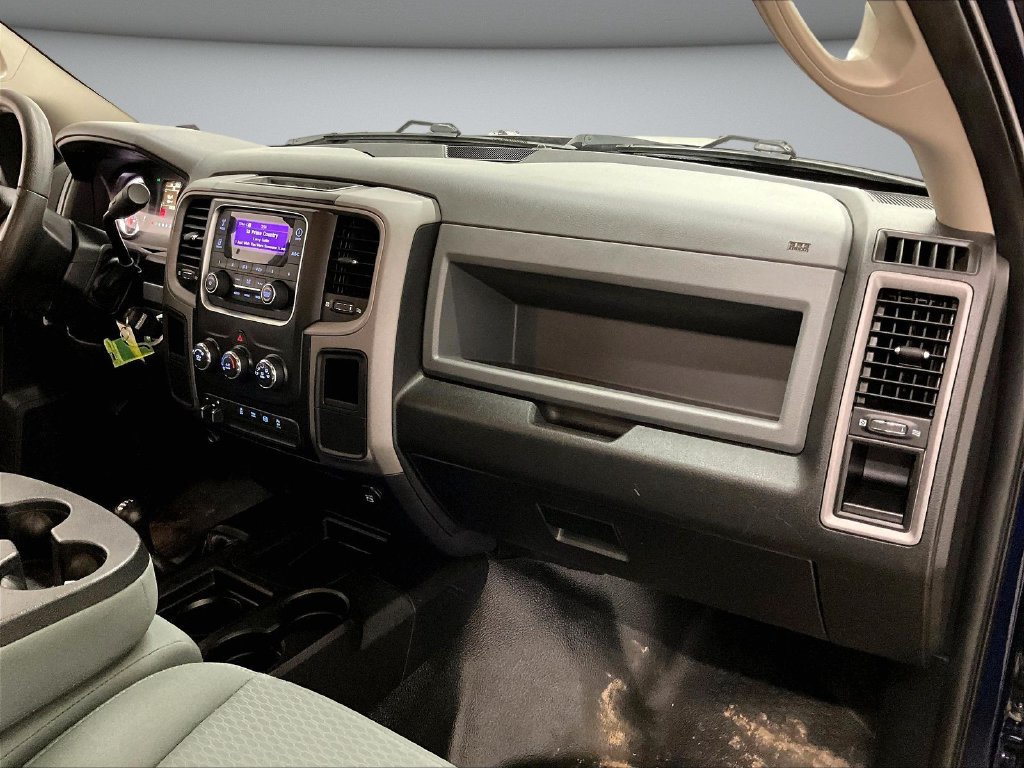 Used 2017 RAM 2500 Tradesman w/ Chrome Appearance Group AWD/4WD image 25