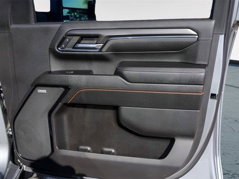 Used 2024 GMC Sierra 3500 AT4 w/ AT4 Premium Plus Package image 31