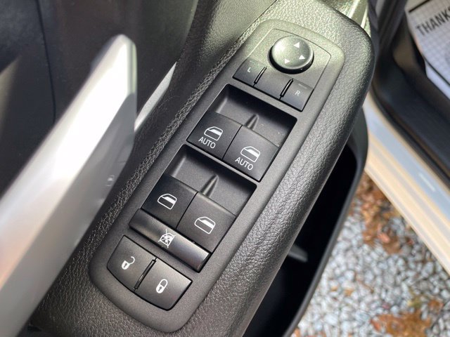 Used 2023 RAM 1500 Big Horn AWD/4WD image 25