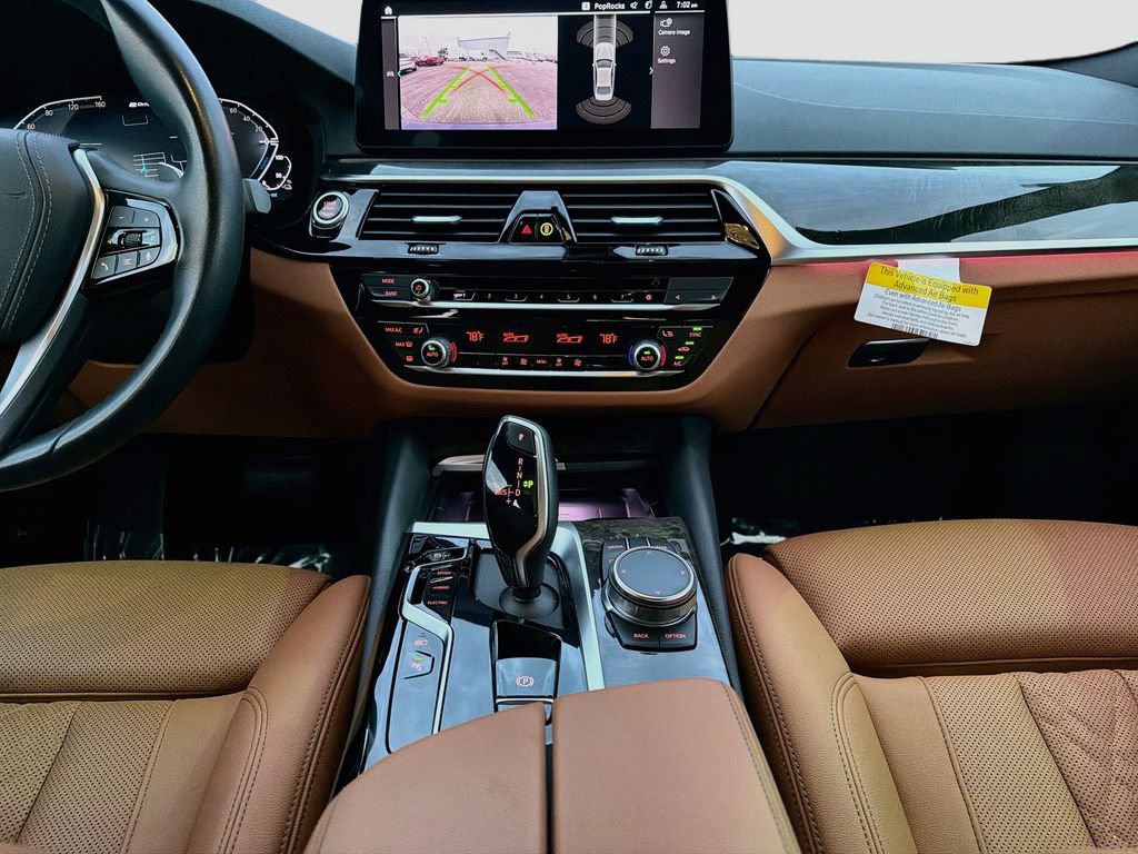 Used 2023 BMW 530e RWD image 19