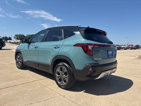 Used 2024 Kia Seltos S FWD image 7