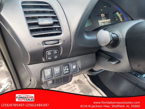 Used 2015 Nissan Leaf S FWD image 17