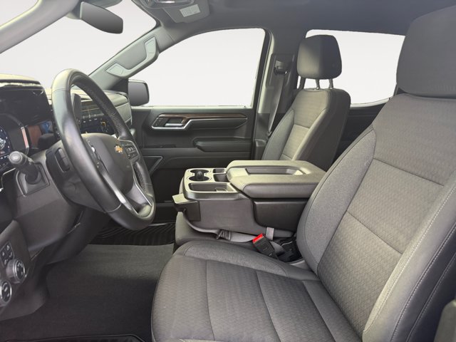Used 2024 Chevrolet Silverado 1500 LT w/ Safety Package AWD/4WD image 9
