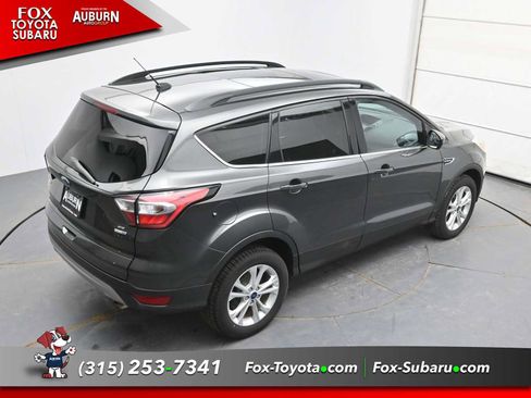 Used 2018 Ford Escape SE image 26