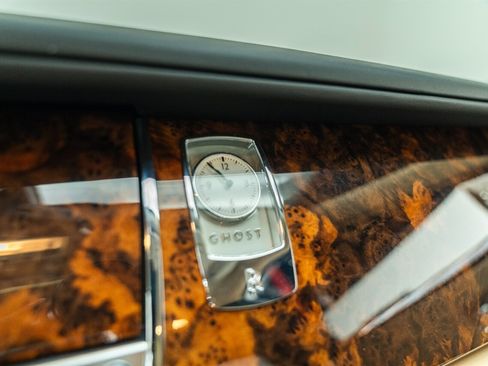 Used 2013 Rolls-Royce Ghost image 88