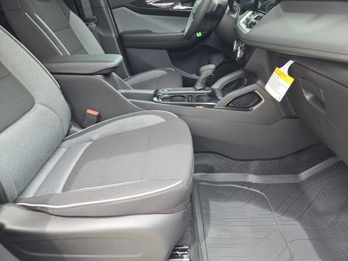 New 2026 Chevrolet TrailBlazer LT FWD image 11