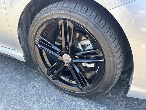 Used 2018 Toyota Camry SE w/ Audio Package FWD image 14