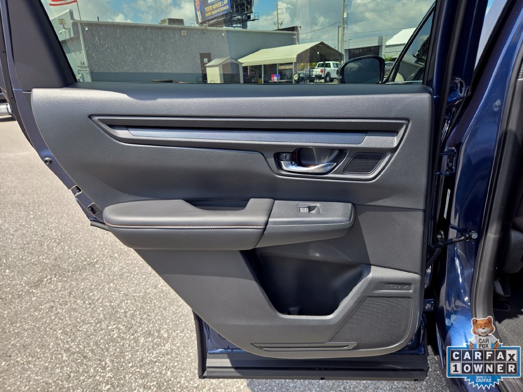 Used 2025 Honda CR-V Sport-L image 38