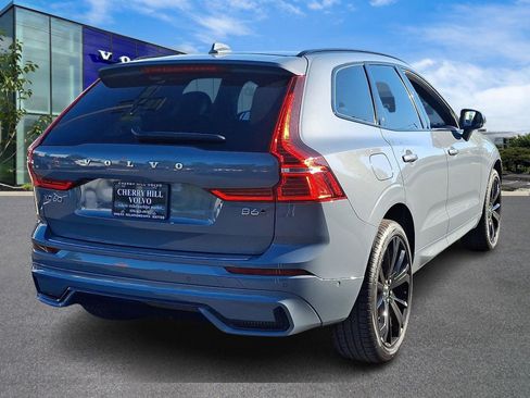 Certified 2022 Volvo XC60 B6 R-Design w/ Advanced Package image 6