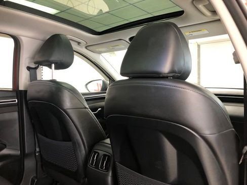 Used 2023 Hyundai Tucson Limited image 11