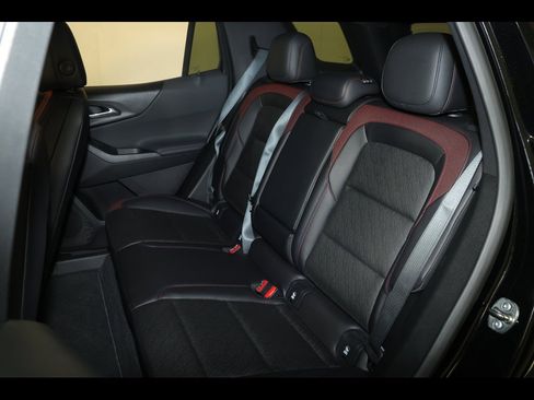 New 2026 Chevrolet Equinox RS image 23