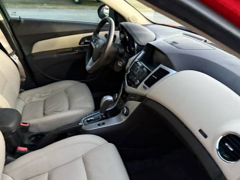 Used 2014 Chevrolet Cruze Diesel image 30