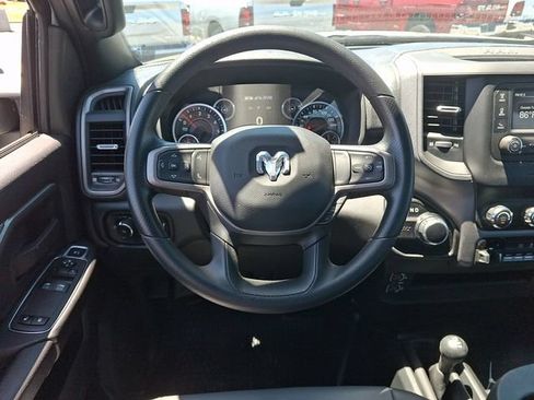 Used 2024 RAM 2500 Tradesman w/ Chrome Appearance Group AWD/4WD image 19