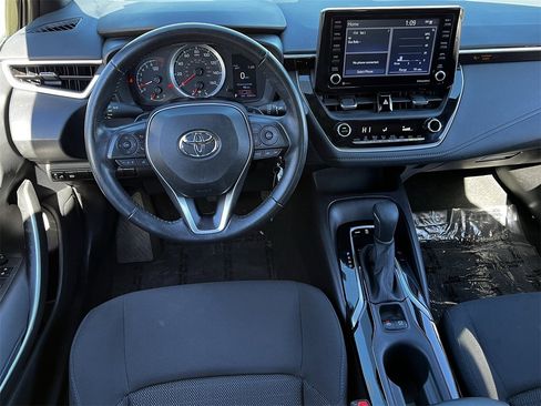 Used 2022 Toyota Corolla SE image 10