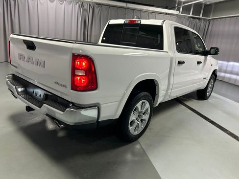 New 2026 RAM 1500 4x4 Crew Cab image 7