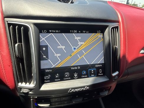Used 2017 Maserati Levante AWD/4WD image 37