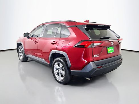 Used 2022 Toyota RAV4 XLE image 7