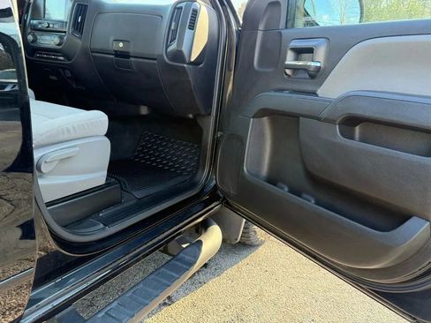 Used 2018 GMC Sierra 1500 W/T image 22
