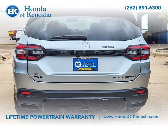 New 2026 Honda Pilot Black Edition image 6